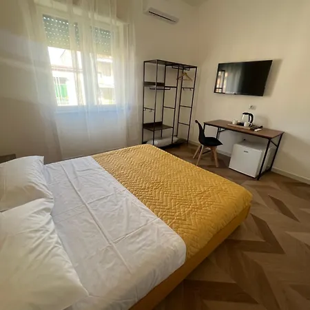 Bed & Breakfast Nika Partenope 3*